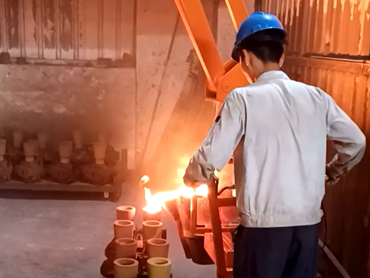 Hydraulic Casting Manipulator कैसे काम करता है